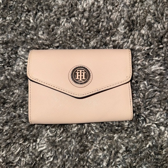 Tommy Hilfiger Blush Pink/ Beige Wallet with Logo - Picture 1 of 4